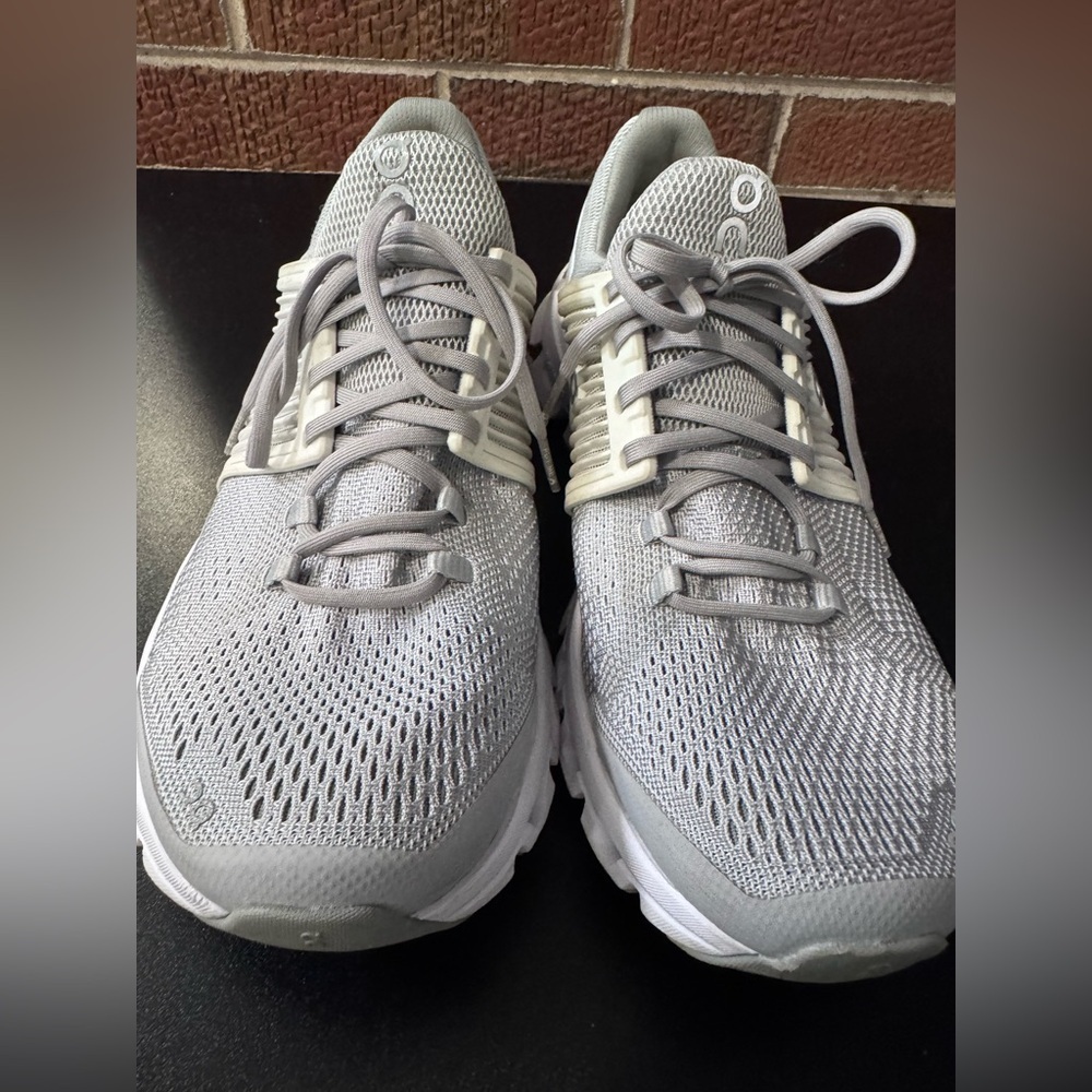 ON Women's running Cloudswift Sneakers, Glacier/White size 9 euro 40.5 - Picture 5 of 9